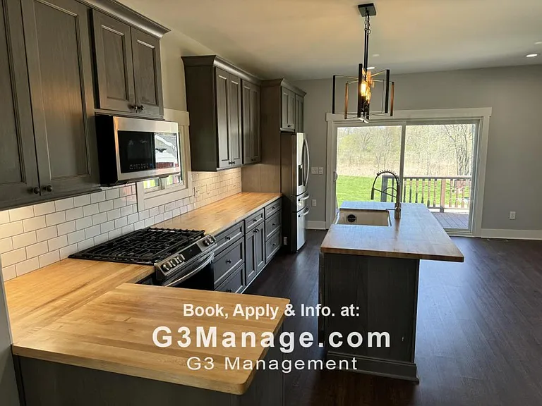 1219 Faussett Rd — Photo 8
