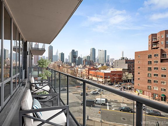 3rd image of 48-15 11th St #6G