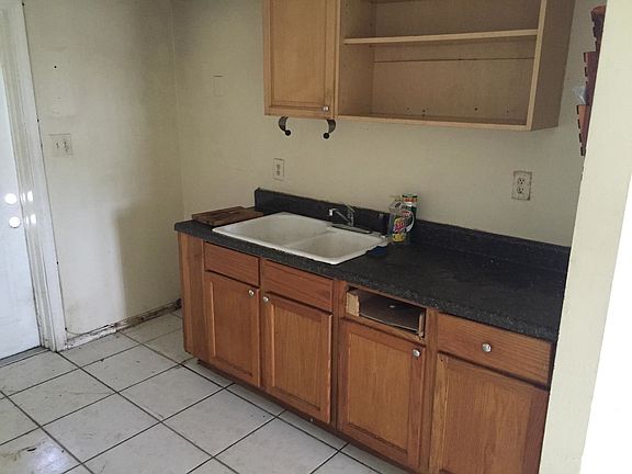 5th image of 6817 Donald Ave