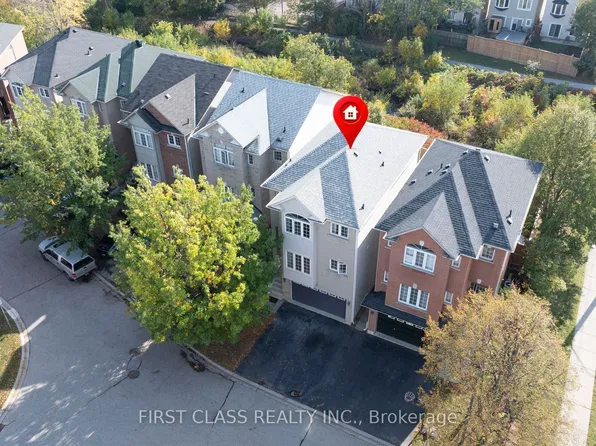 5110 Fairview St #24, Burlington, ON L7L 7H6
