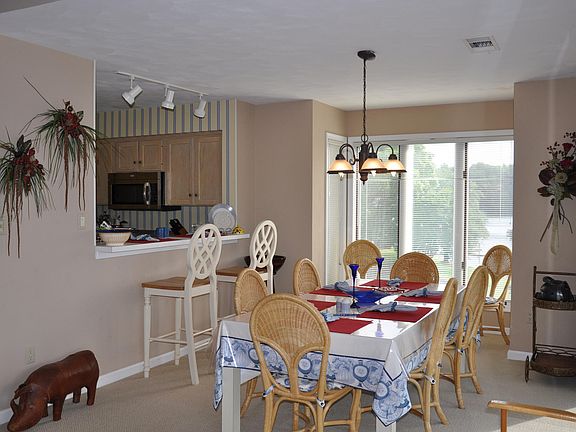 4th image of 410 Marina Bay Dr #109