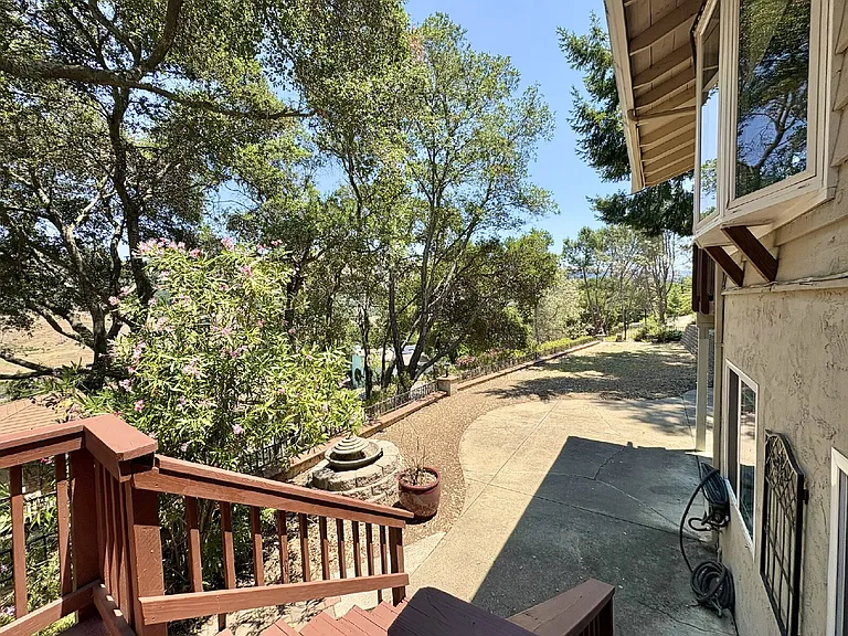 17420 Blue Jay Ct — Photo 8