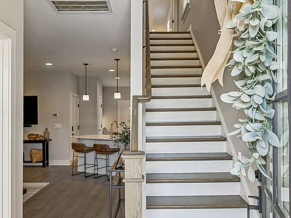 5th image of 1054 Shady Stone Way