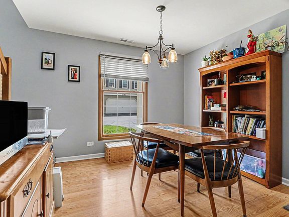 5th image of 2S750 Grove Ln #23-C