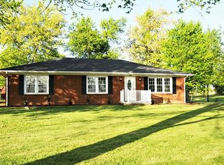 908 E Main St, Cecilia, KY 42724