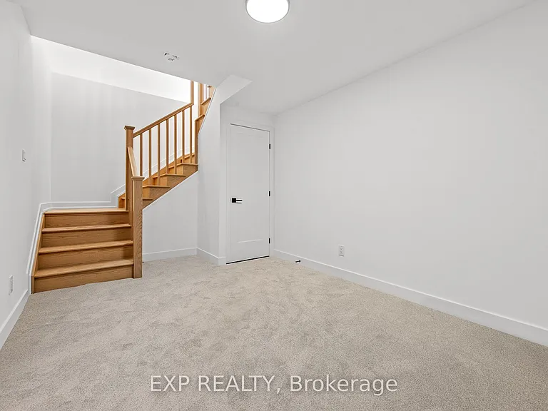 495 Duvernay Dr — Photo 43