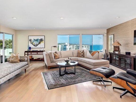 3rd image of 17337 Tramonto Dr APT 111