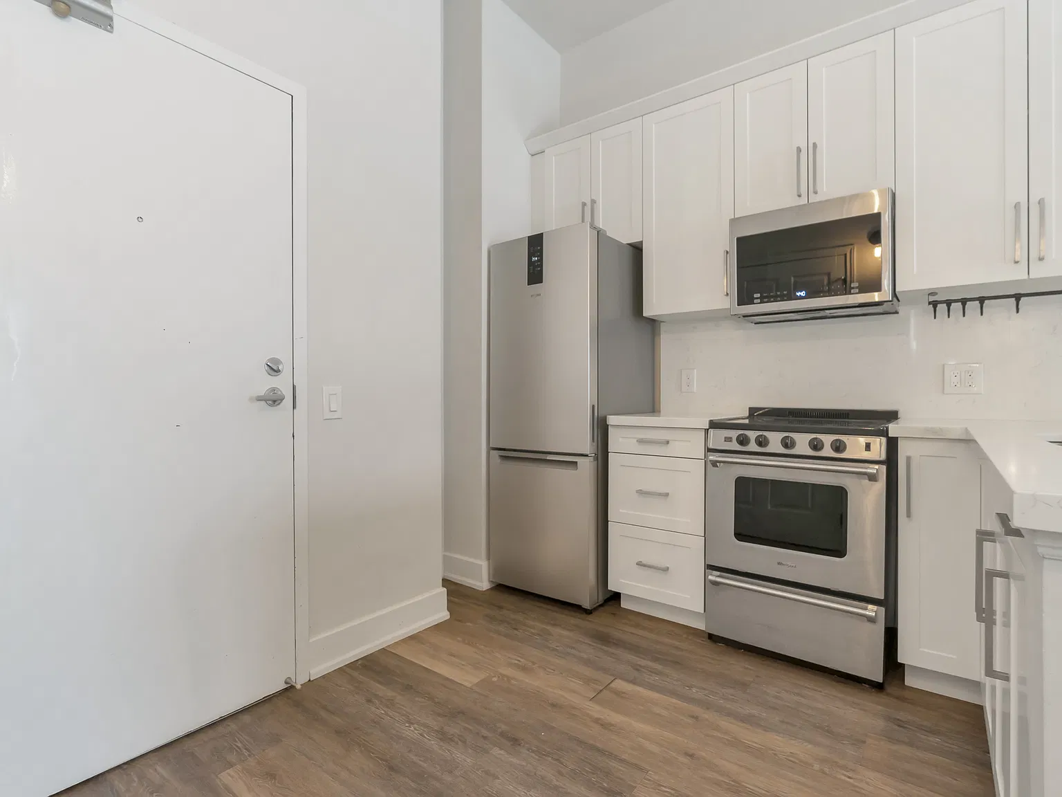 238 Campbell St, Collingwood, ON L9Y 4J9, Canada — Photo 4