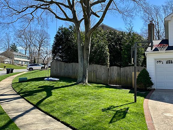 2nd image of 4499 Southwood Pl