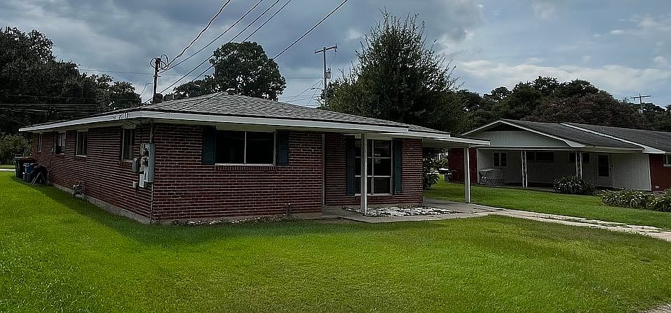 1st image of 140 Whittington Dr