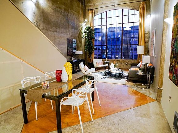 5th image of 1097 Howard St Unit 303