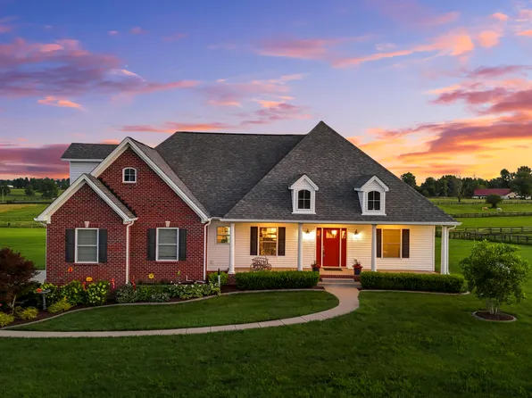 2092 Iron Works Rd, Georgetown, KY 40324