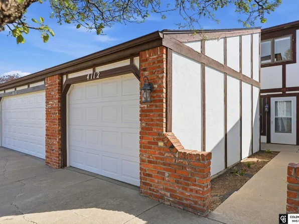 4112 N 45th Street Ct, Lincoln, NE 68504