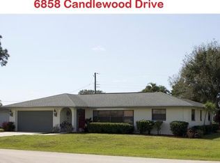 6858 Candlewood Dr, Fort Myers, FL 33919