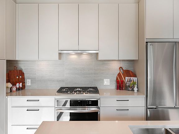 3rd image of 3630 Harper Rd #120