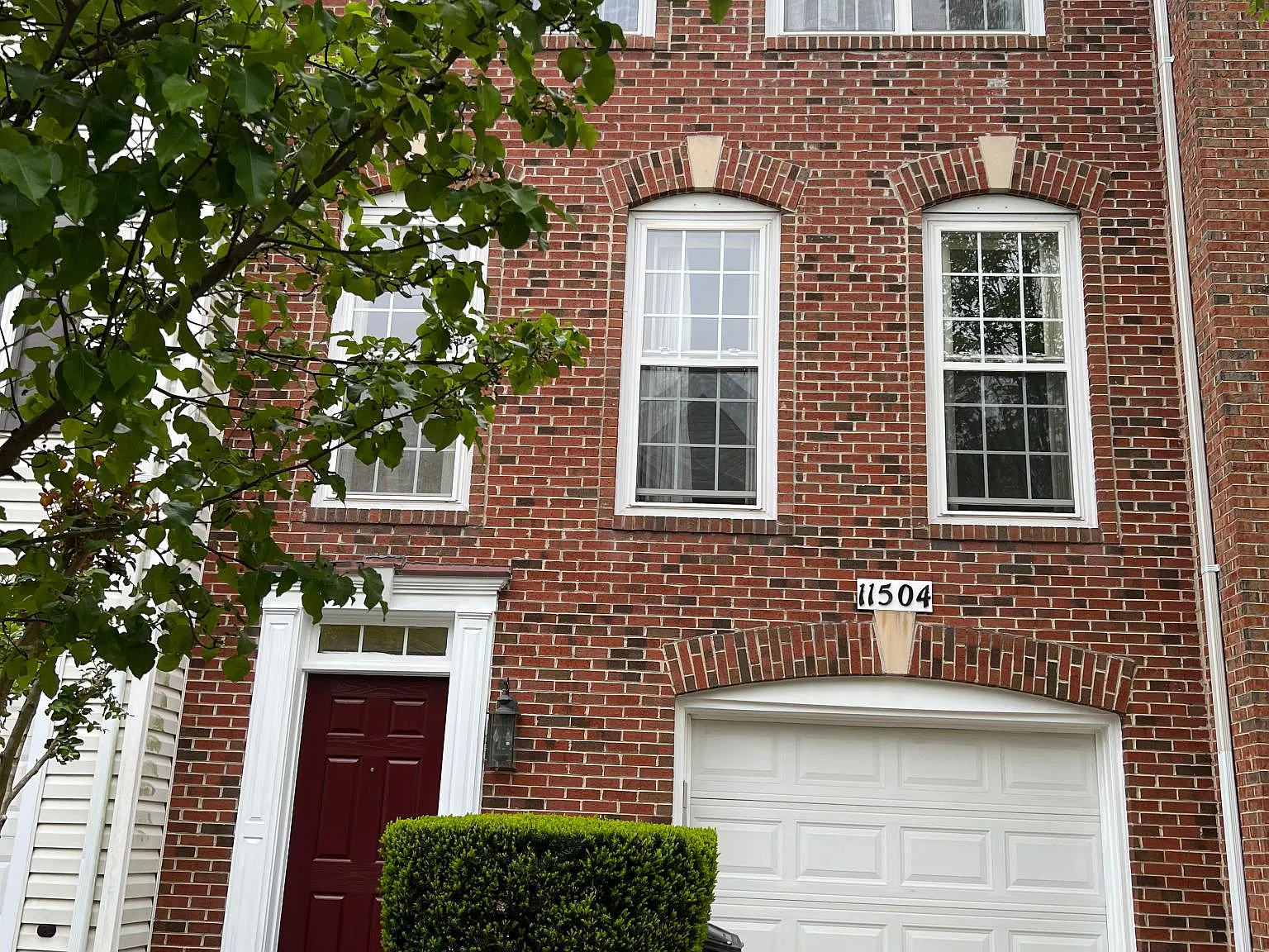 11504 Pittsford Glen Way — Photo 2