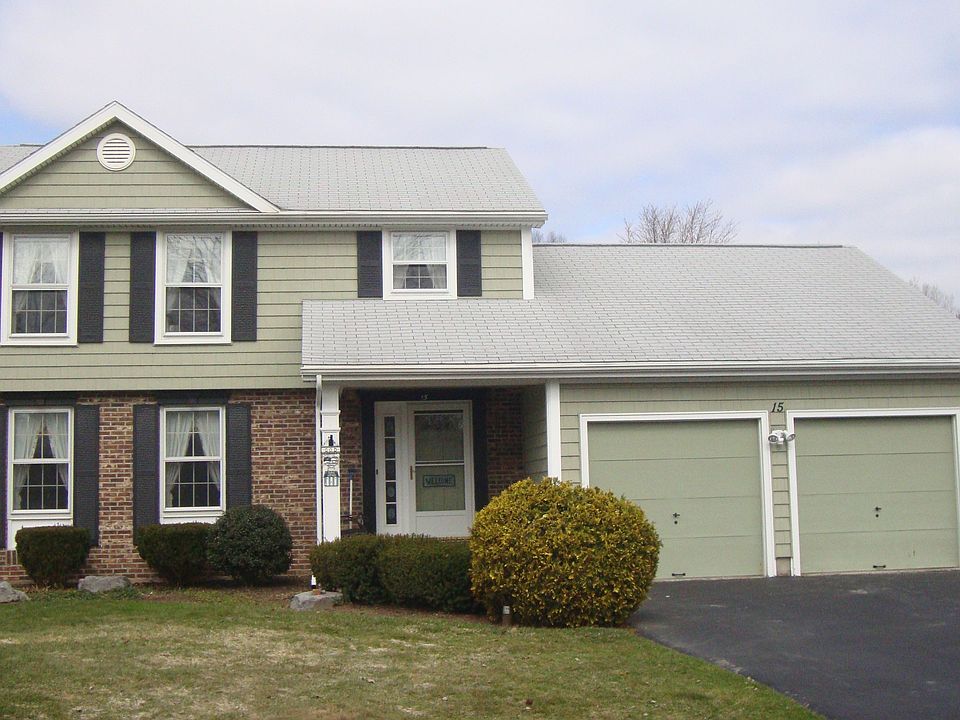 1st image of 15 Blackwood Dr