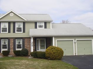 15 Blackwood Dr, Liverpool, NY 13090