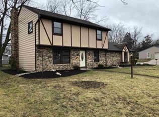 321 Iwo St, Auburn, IN 46706