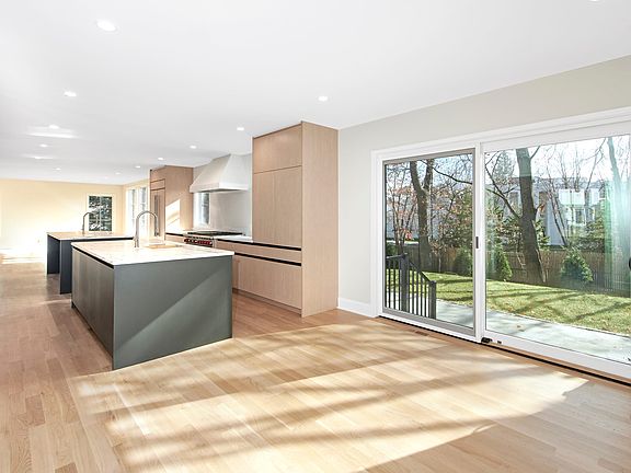 5th image of 2 Myrtledale Rd