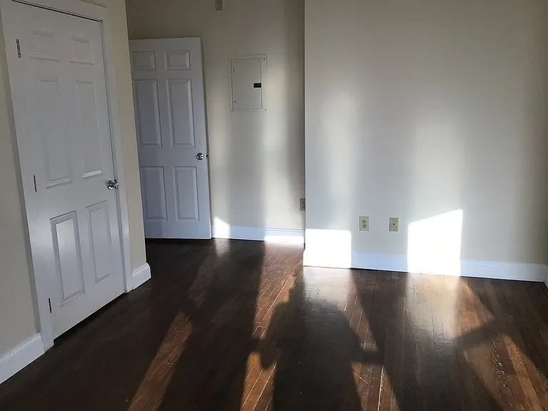 53 Arlington St #3 — Photo 15