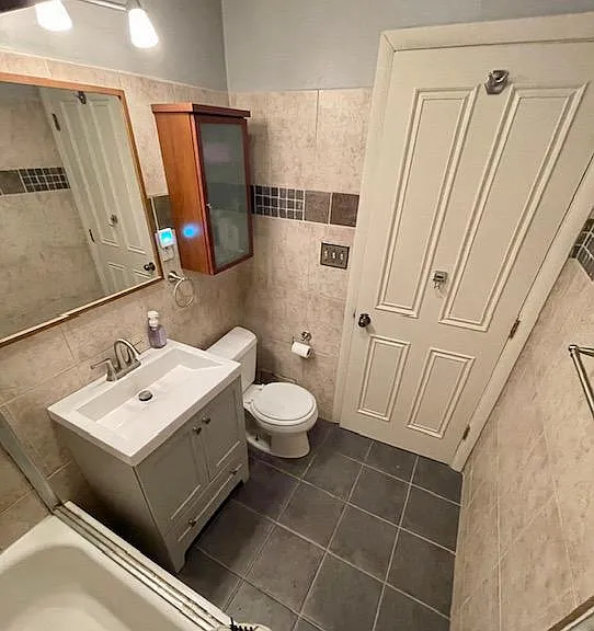 3604 Grand Ave S — Photo 3