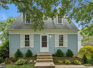 15117 Bernadette Ct, Chantilly, VA 20151