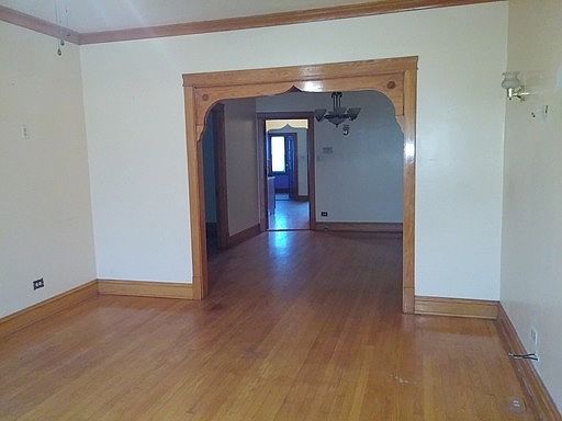 2nd image of 5328 W Parker Ave
