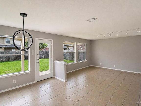 5th image of 4207 Santa Inez St