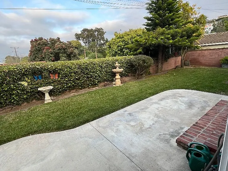 23520 Susana Ave — Photo 18