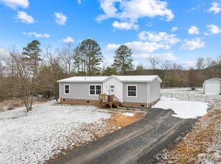 102 S Field Ct, Lawndale, NC 28090