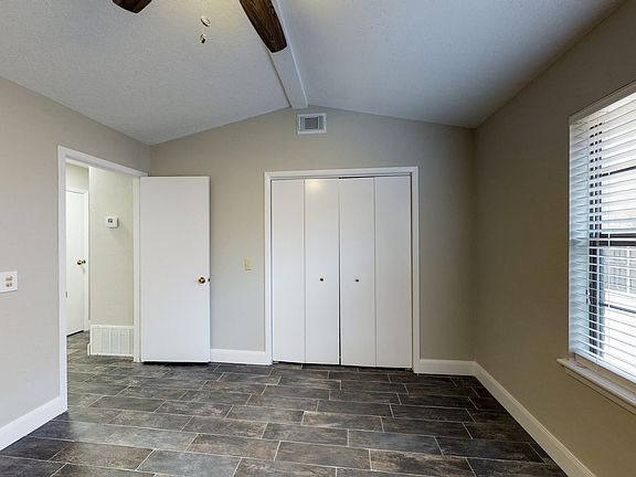 5th image of 4218 John Ct