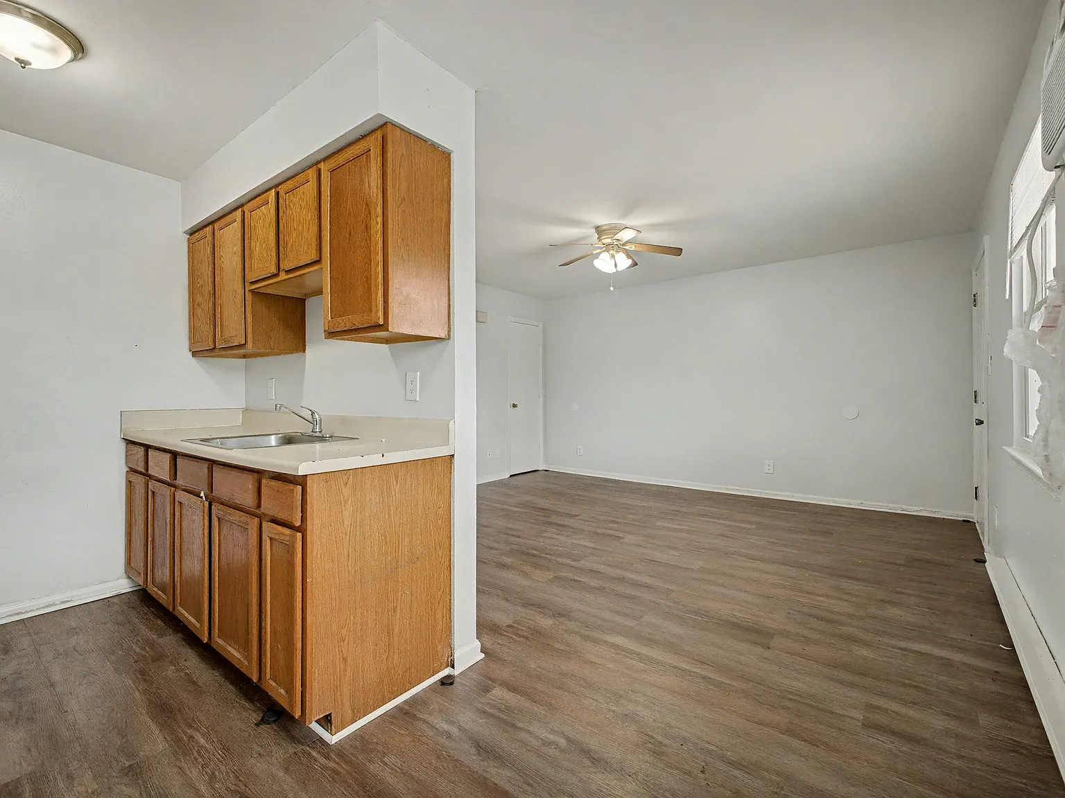 3805 Pleasant Avenue - C — Photo 4