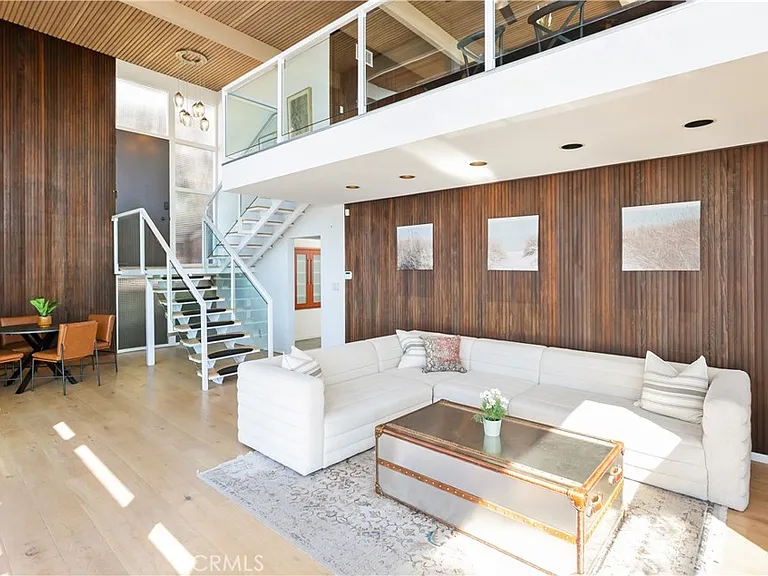 599 Alta Vis — Photo 7