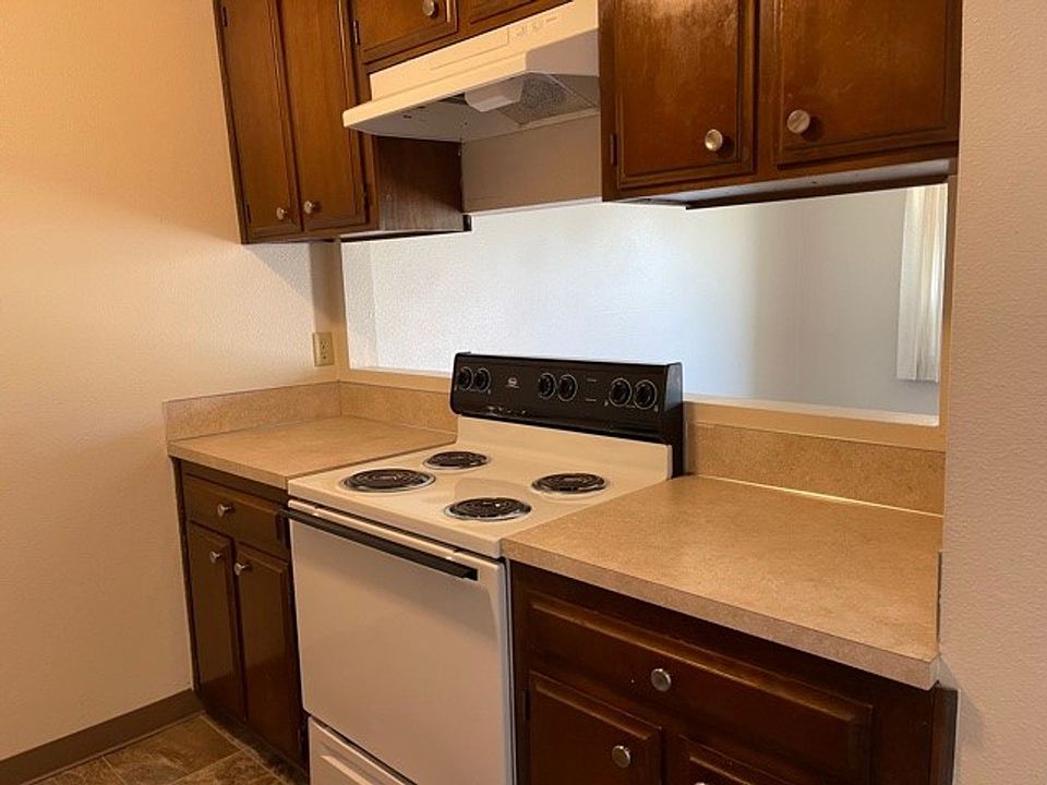 054Lancaster Apartments 410 & 440 Lancaster Dr SE Salem OR Zillow