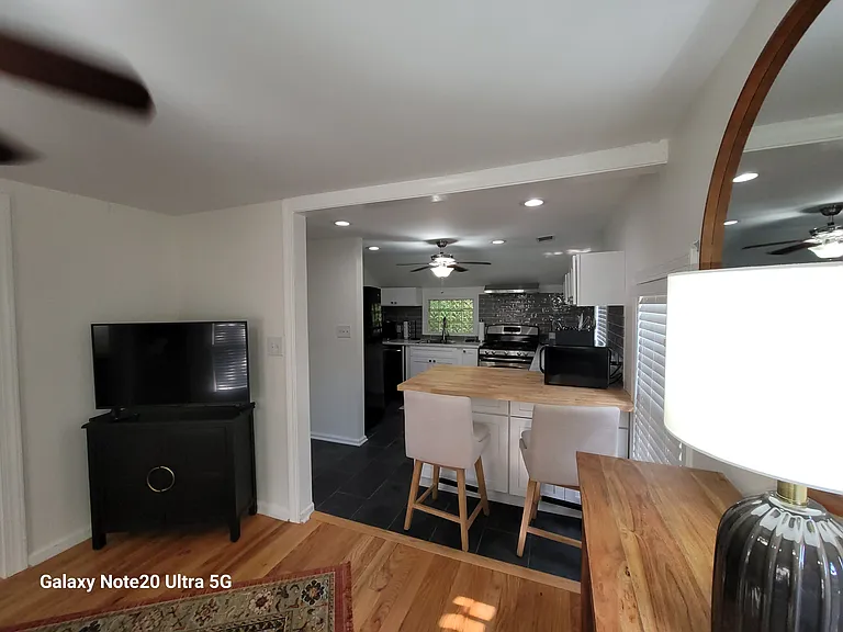 2107 Madison Ave — Photo 6