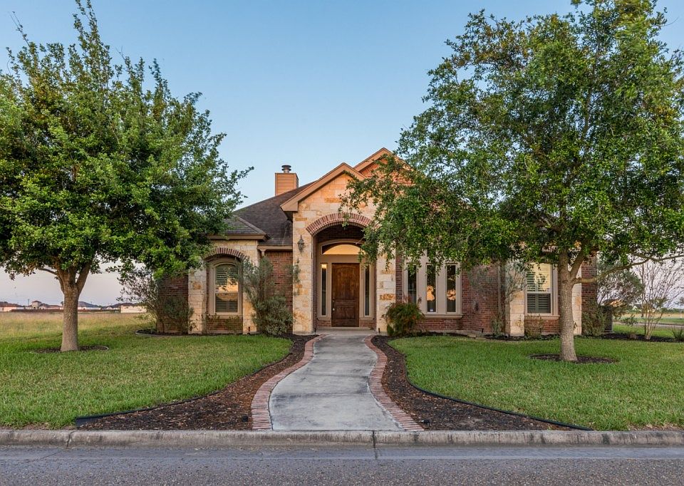 1st image of 24111 Brownstone Cir E