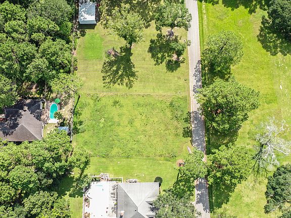 4th image of Belvedere Ave