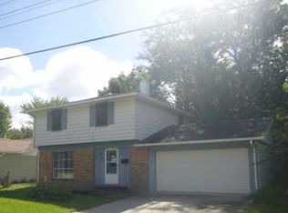 308 Marclare St, Dixon, IL 61021