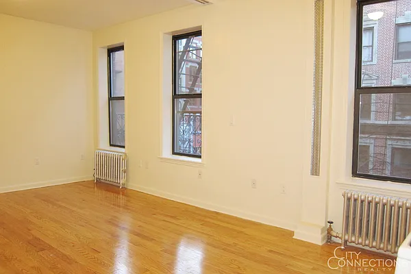 Rented by City Connections Realty | media 22