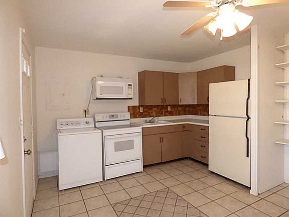 2nd image of 3525 Beeler Ave