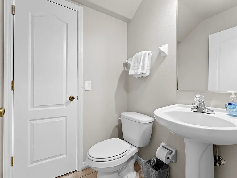 2173 Harrison St — Photo 5