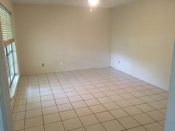 2nd image of 311 Briarwood Dr