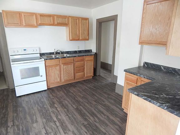 3rd image of 1001 8th Ave #2