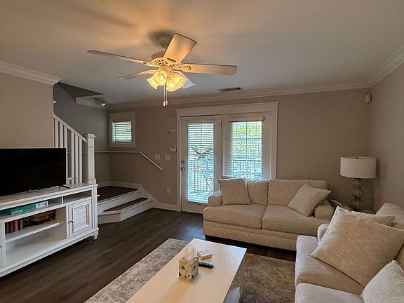 5th image of 1035 Barnett Shoals Rd APT 1122