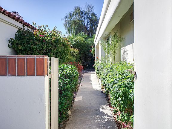 5th image of 77717 Calle Las Brisas S #S