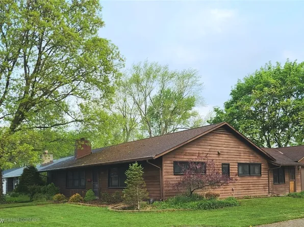 346 Pattie Dr, Berea, OH 44017