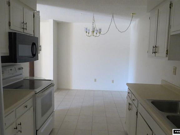 3rd image of 4460 S Poplar St Unit 205C