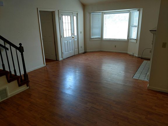 living room photo #1