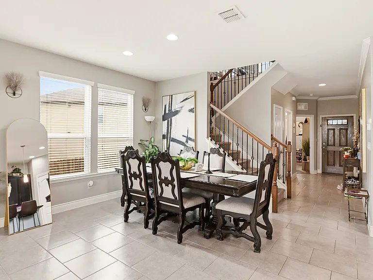 6813 Concho Crk — Photo 13